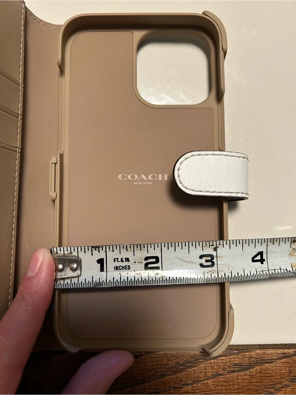 Coach White Floral Signature Wallet Phone Case iPhone 14